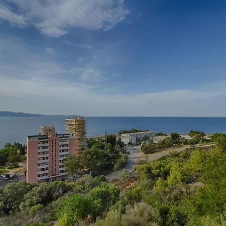 Les Horizons Sanguinaires Апартаменты