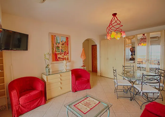 Les Horizons Sanguinaires Ajaccio (Corsica)